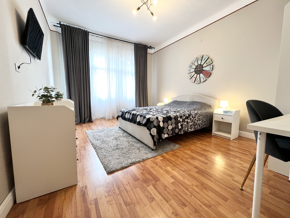 Apartament interbelic decomandat, 111 mp, centrala termica | Ultracentral