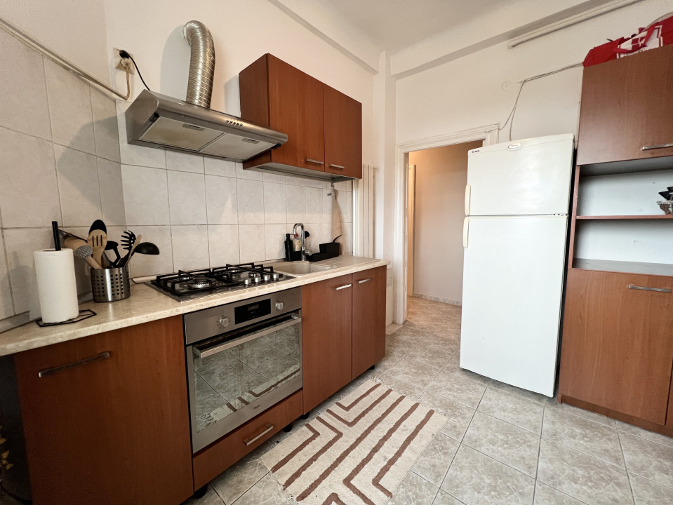 Apartament interbelic decomandat, 111 mp, centrala termica | Ultracentral