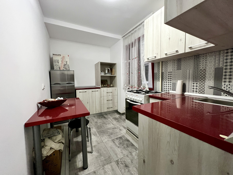 Apartament 2 camere decomandat, 50 mp, balcon | Sala Palatului