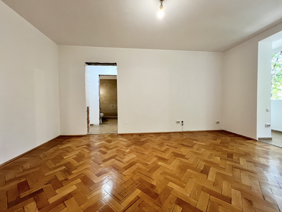 0% | Apartament 3 camere, 58 mp, balcon & debarale | Intrarea Barsei