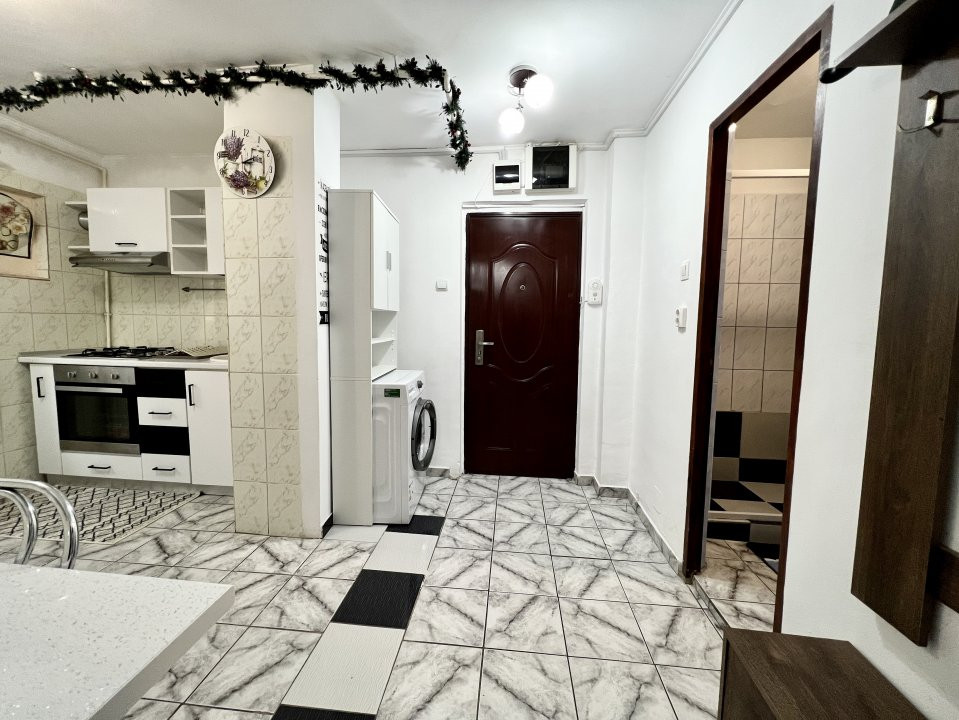 Garsoniera decomandata, 41 mp, PET FRIENDLY, pat & canapea |Vitan Mall